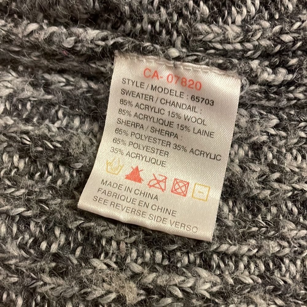 Powder Room Sweater Small - Picture 5 of 8